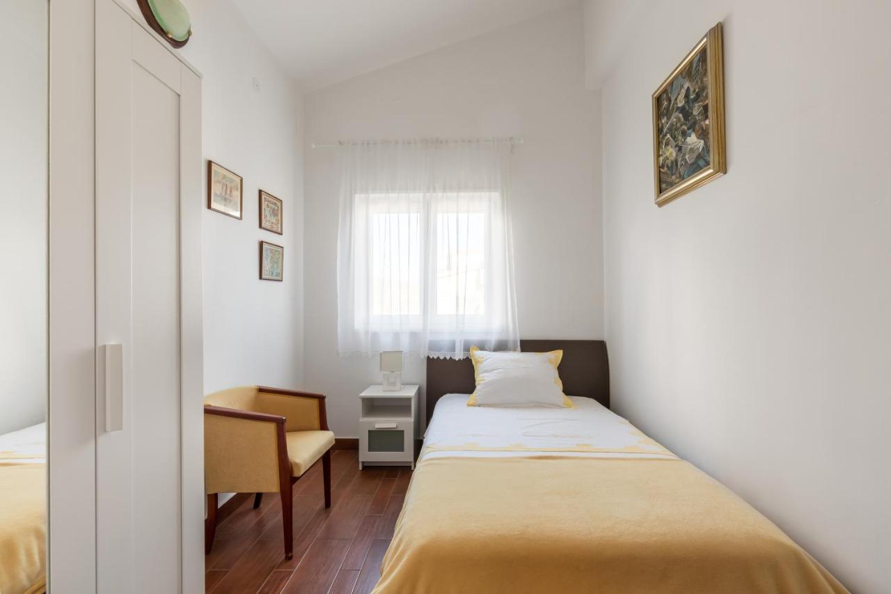Apartments Croatia Трогир Экстерьер фото